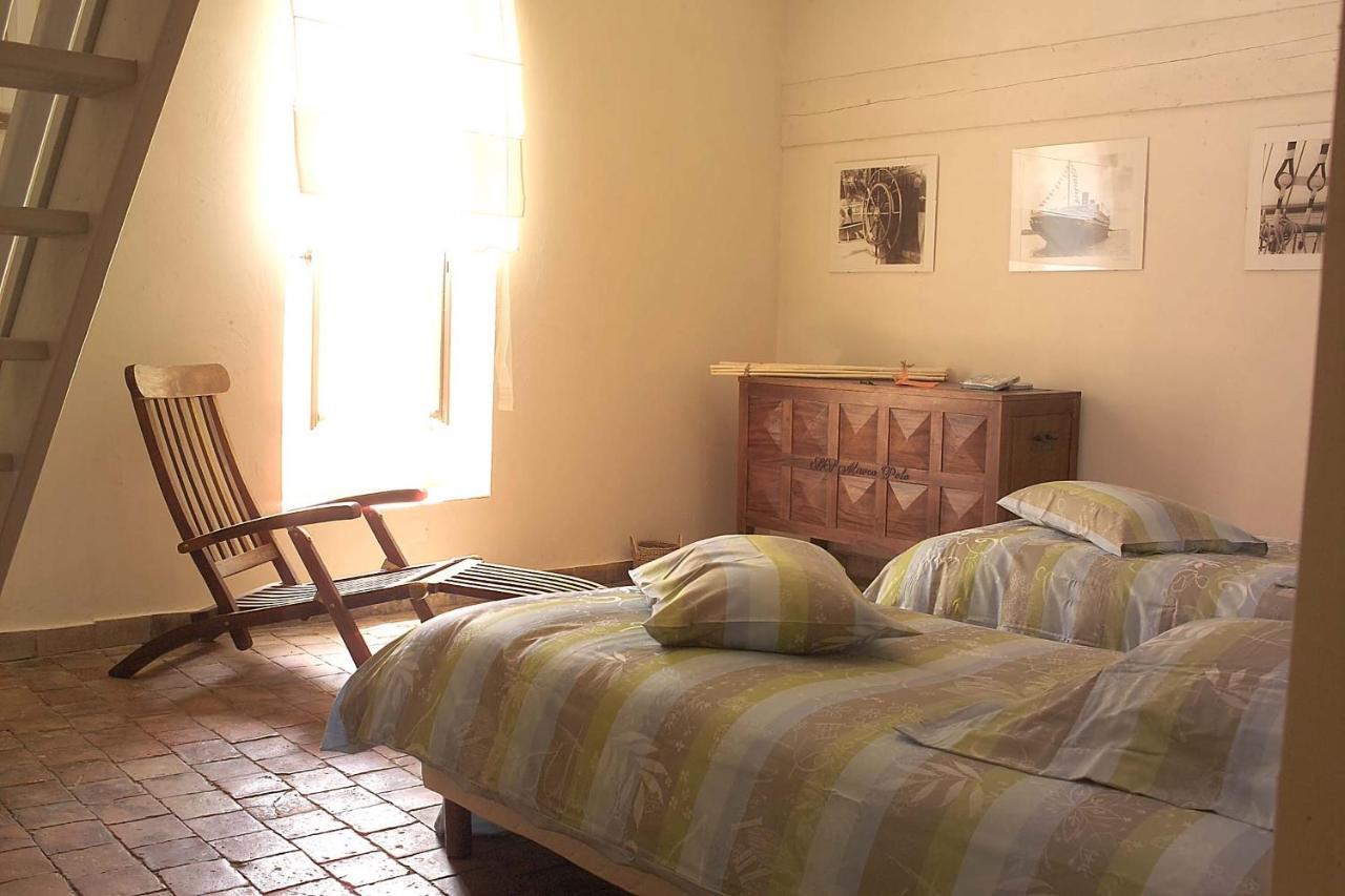 Bourg-Saint-Andéol Demeure De Digoine "Chambre D'Hotes" מראה חיצוני תמונה